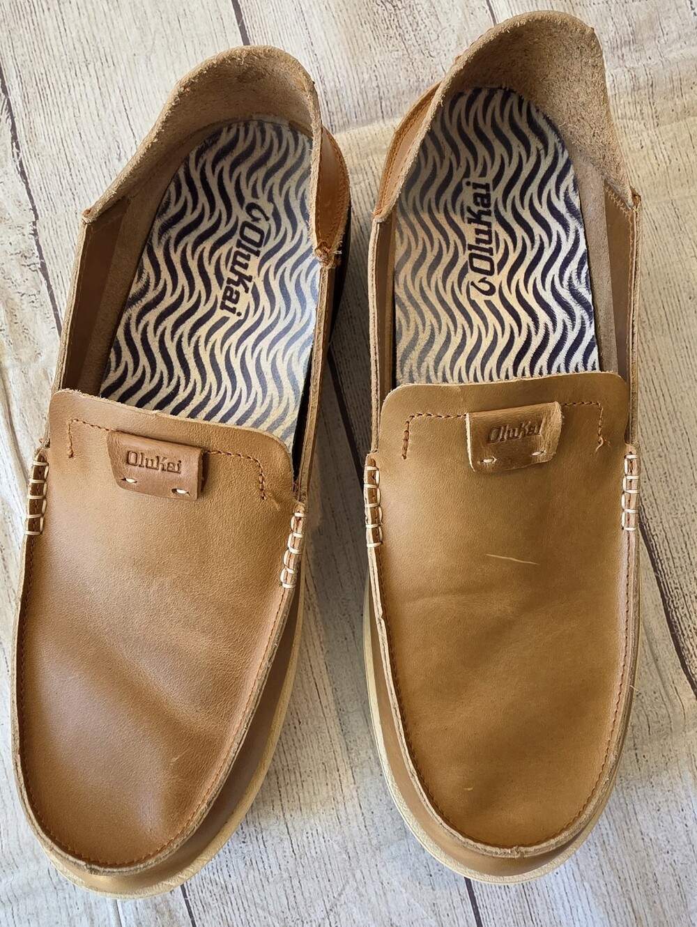 Olukai Kakaha Men’s Size 13 Tan Leather Slip-on Shoes Casual Loafers Preppy